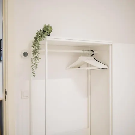 Apartment Lombardkade 2br Rotterdam